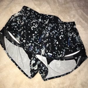 Lulu lemon Hottie Hot 2”